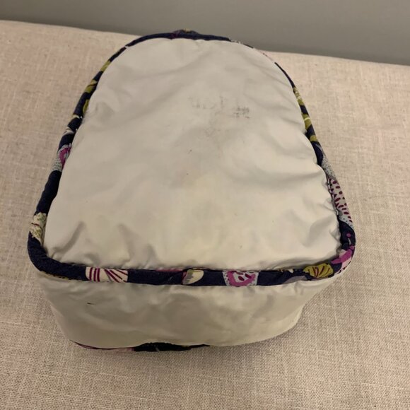 Vera Bradley Lunch tote - Floral Nightingale retired - Picture 7 of 7